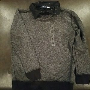 NWOT Children's Place Sweater/Shirt